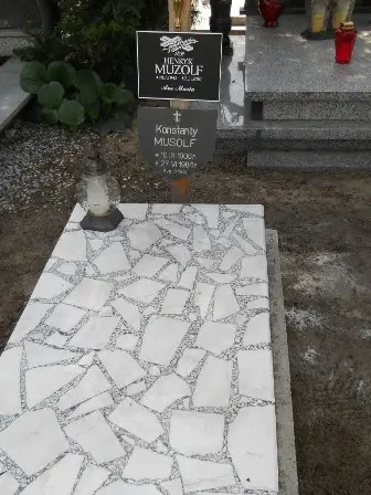 Zdjęcie grobu 25/151