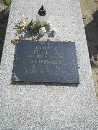 Zdjęcie grobu 25/100