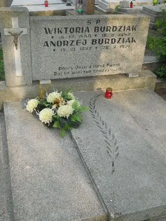 Zdjęcie grobu B/73,74