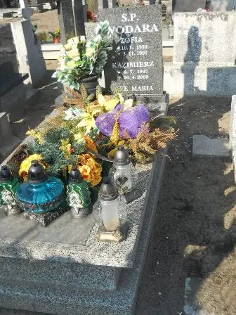 Zdjęcie grobu A/37a urna