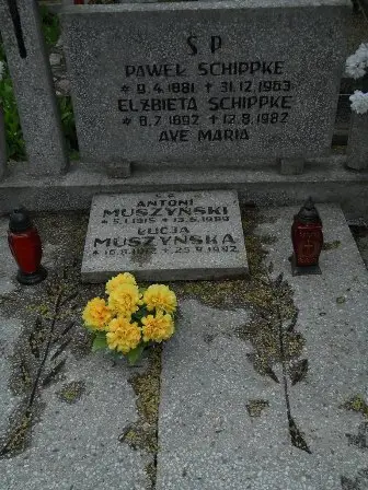 Zdjęcie grobu 32/107,108
