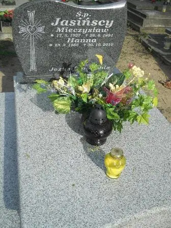Zdjęcie grobu 9/100