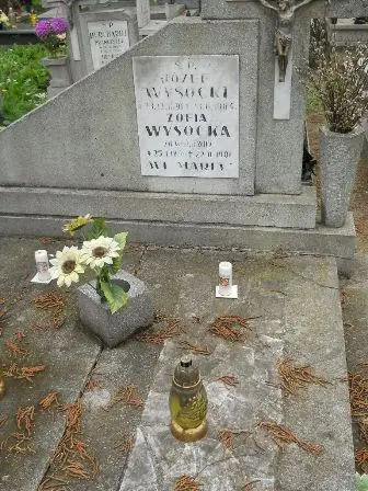 Zdjęcie grobu 32/210,211