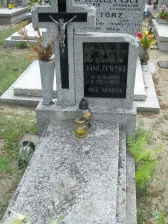 Zdjęcie grobu 40/100