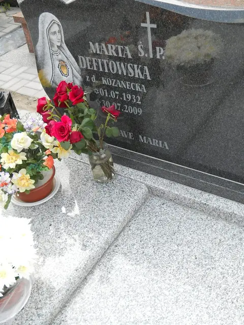 Zdjęcie grobu 7/11352