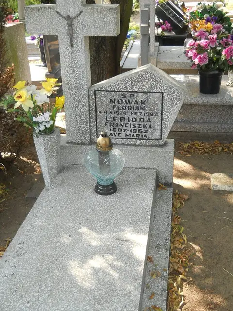 Zdjęcie grobu 17/28501