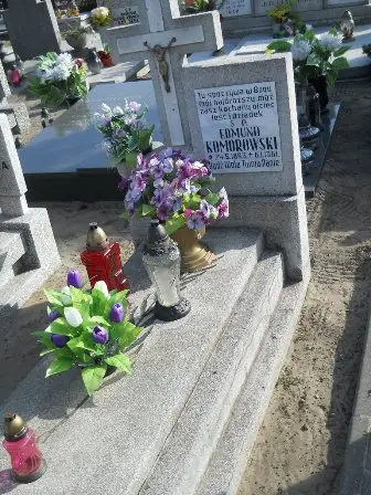 Zdjęcie grobu 5/130