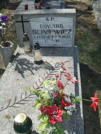 Zdjęcie grobu 34/100