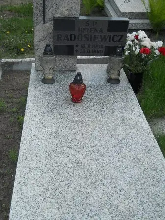 Zdjęcie grobu 44/31,32