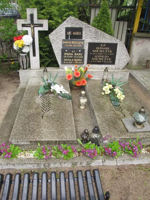 Zdjęcie grobu 16/25923