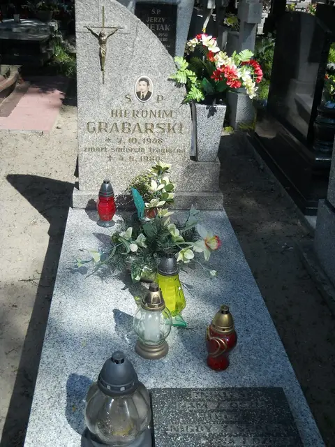 Zdjęcie grobu 6/24221