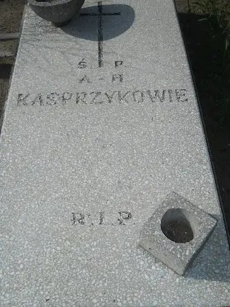Zdjęcie grobu 20/100