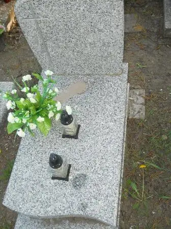 Zdjęcie grobu 7b/323