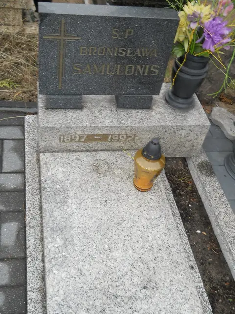 Zdjęcie grobu 24/23232