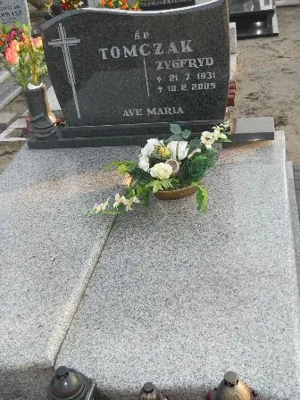Zdjęcie grobu 4/339,339a