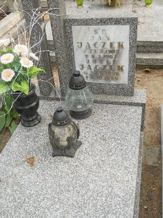 Zdjęcie grobu 33/383