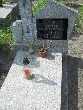 Zdjęcie grobu 20/296