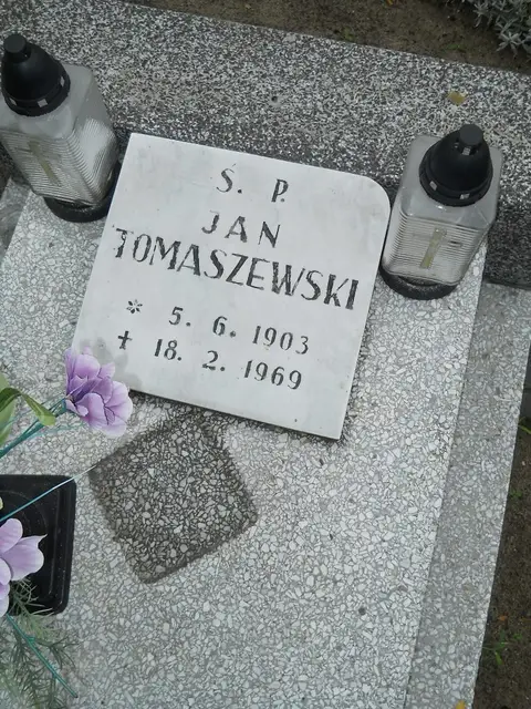Zdjęcie grobu 22/23520