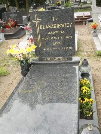 Zdjęcie grobu 34/100