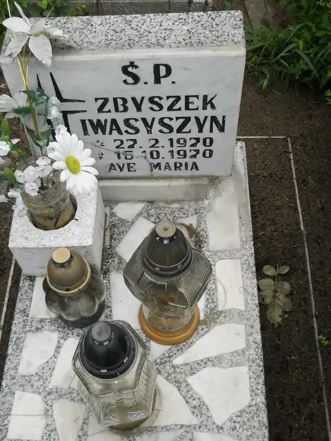 Zdjęcie grobu 21/23757