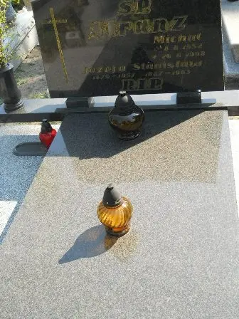 Zdjęcie grobu 29/67,68