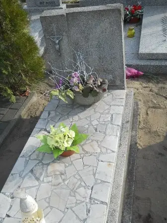 Zdjęcie grobu 15/75
