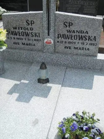 Zdjęcie grobu 43/56,57