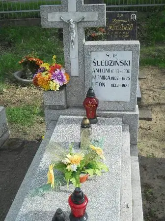 Zdjęcie grobu 9/168