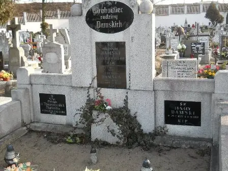 Zdjęcie grobu A/17,18