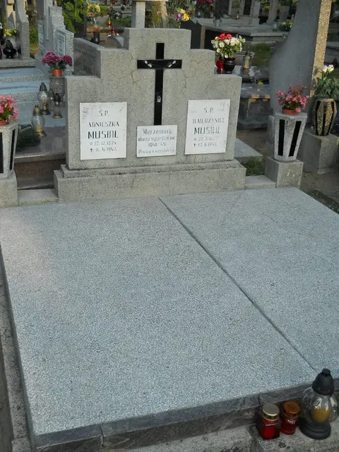Zdjęcie grobu 16/28891