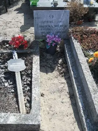 Zdjęcie grobu 3/22,23