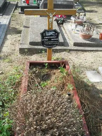 Zdjęcie grobu 27/100
