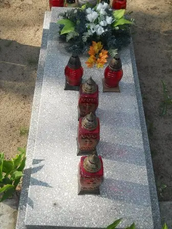 Zdjęcie grobu 24/100