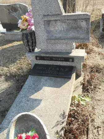 Zdjęcie grobu 2/12