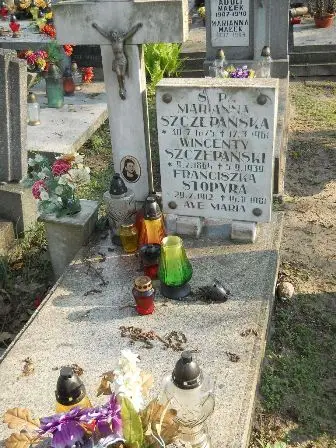 Zdjęcie grobu 9