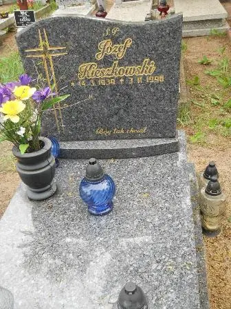 Zdjęcie grobu 32/323