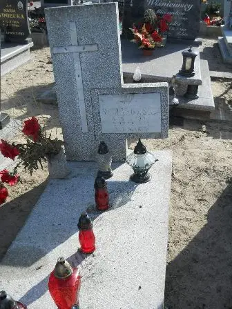 Zdjęcie grobu 1/261