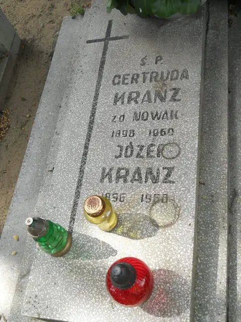 Zdjęcie grobu 6/24302