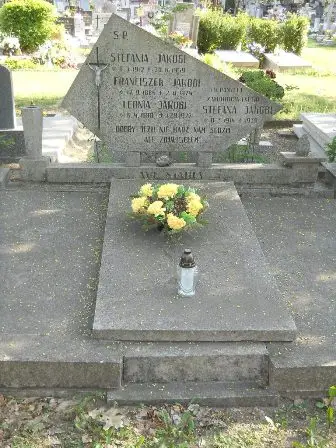 Zdjęcie grobu 31/1,2,3