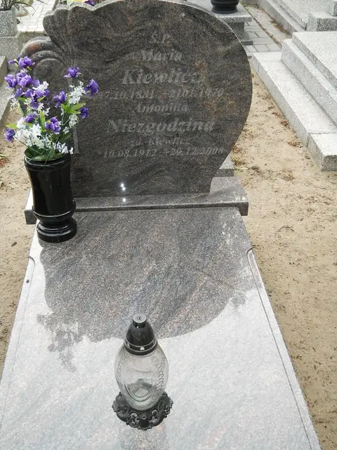 Zdjęcie grobu 8/10659