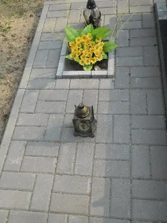 Zdjęcie grobu 9/100