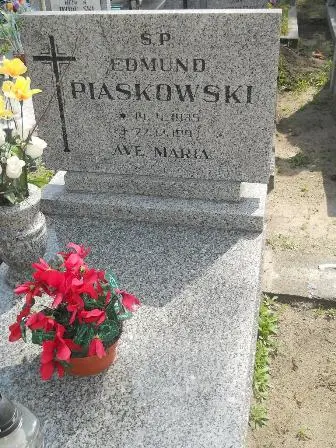 Zdjęcie grobu 25/257