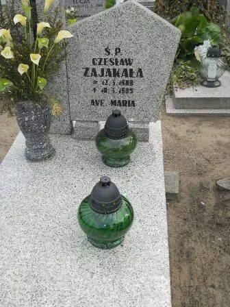 Zdjęcie grobu 44/73