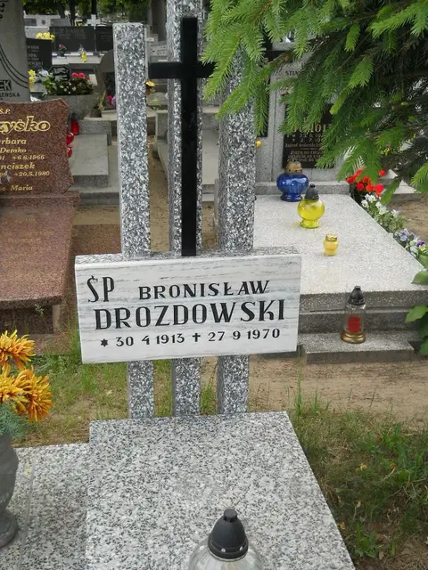 Zdjęcie grobu 8/10654