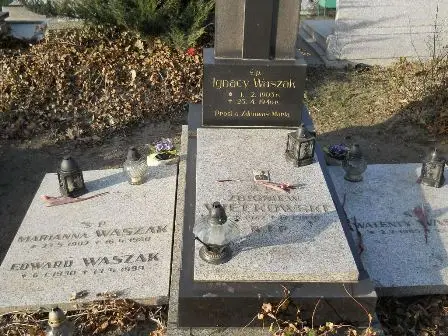 Zdjęcie grobu Krzyżowy/94,94a,95