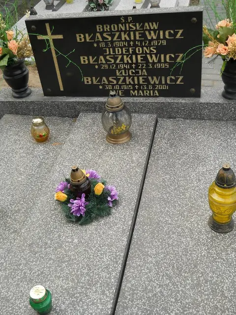 Zdjęcie grobu 7/11698