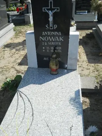 Zdjęcie grobu 28/1