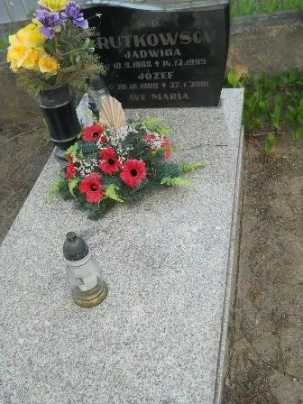 Zdjęcie grobu 32/100