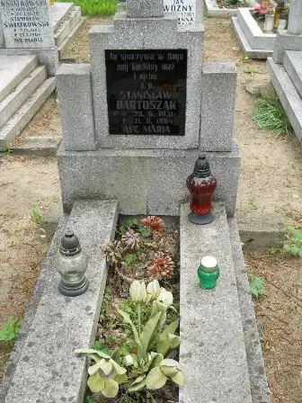 Zdjęcie grobu 32/234