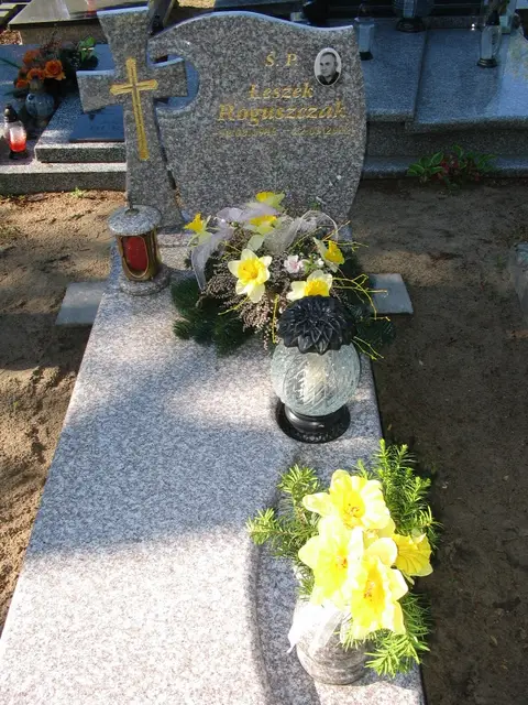 Zdjęcie grobu 14/27411